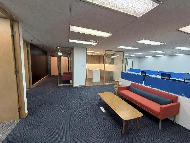 Unit 2002, Ruttonjee House